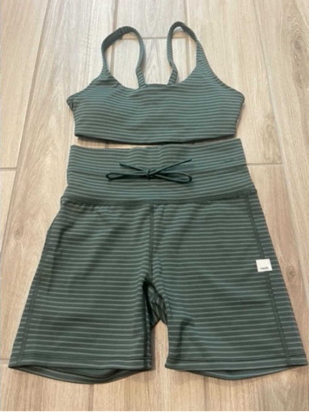 Vuori Aspen Stripped Set Yosemite Bra + Daily High Rise Shorts Sz XS/S